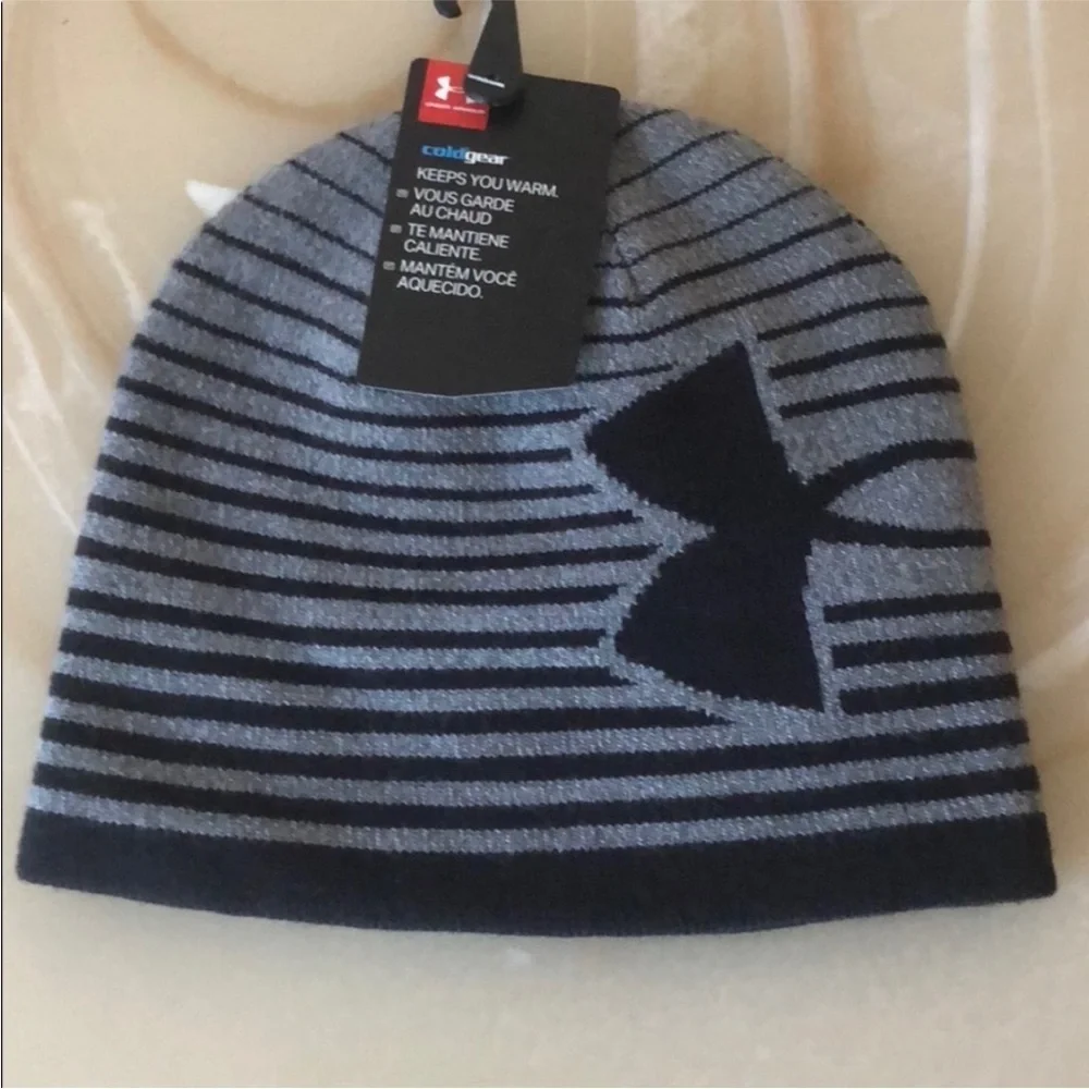 NWT  Under Armour Boys Youth Hat